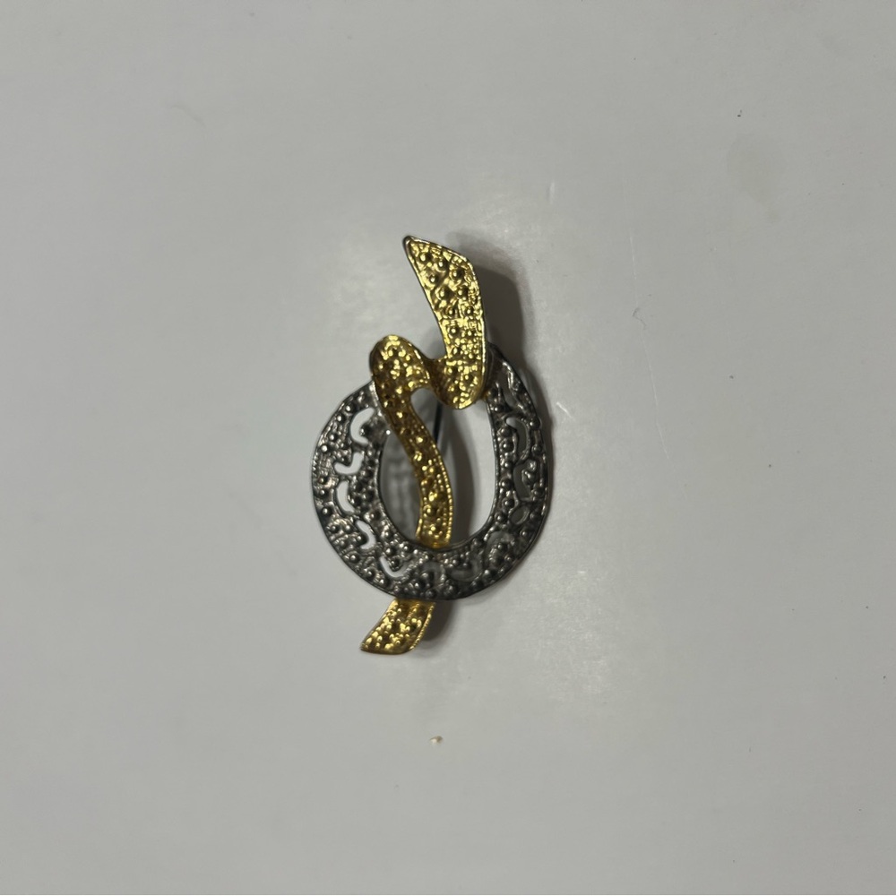 Elegant Gold and Silver Women's Brooch